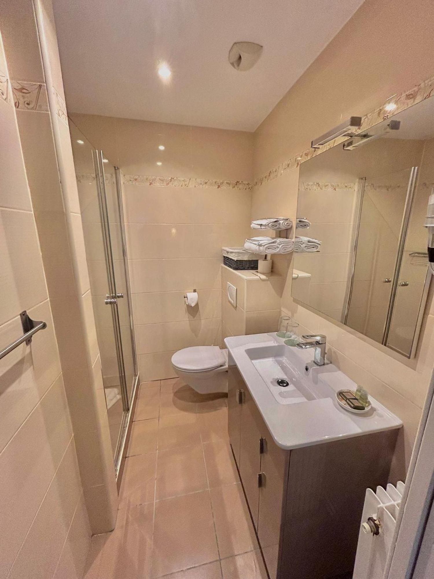 Thoiry Etoile Lodge Esterno foto