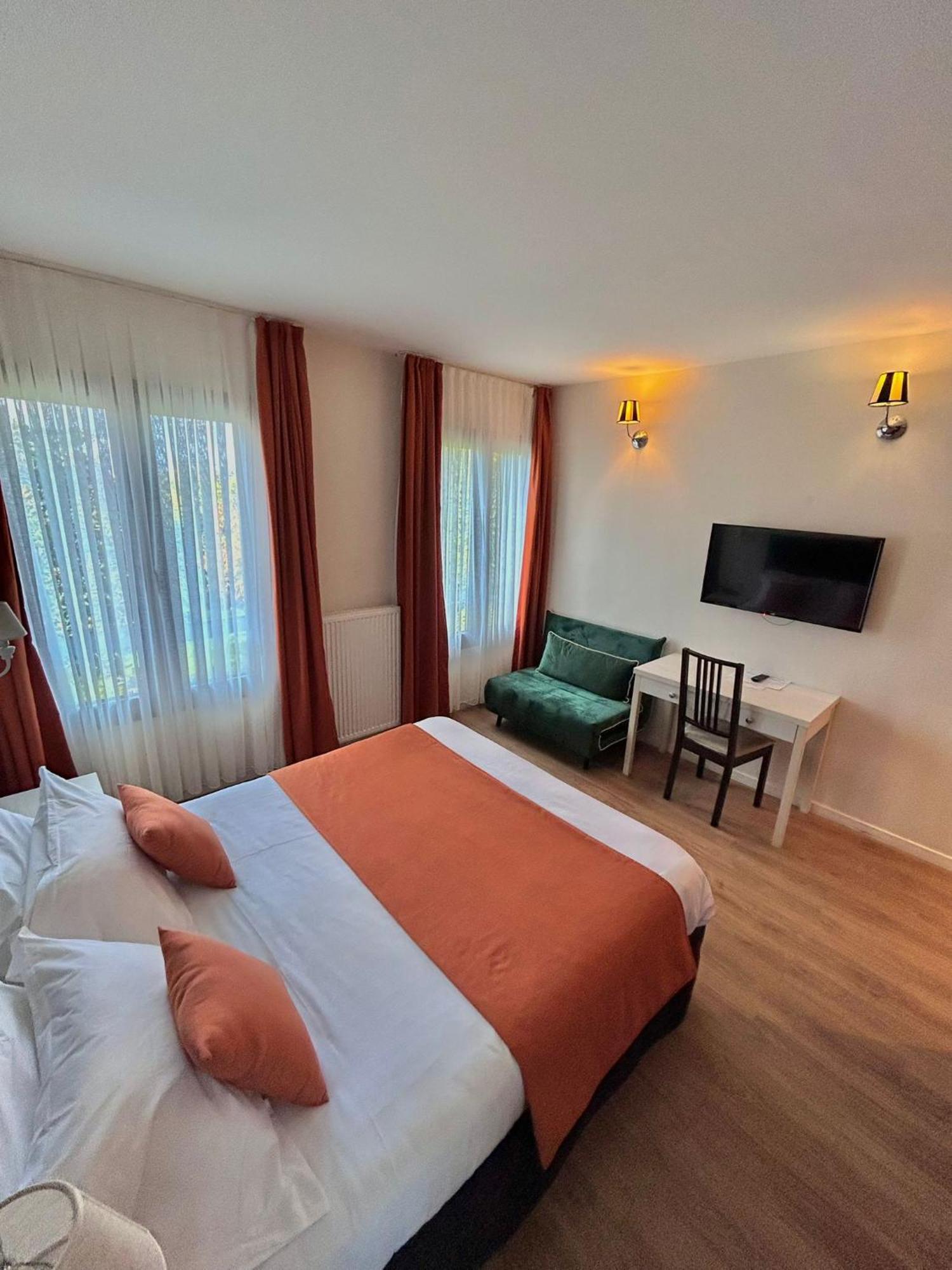 Thoiry Etoile Lodge Esterno foto
