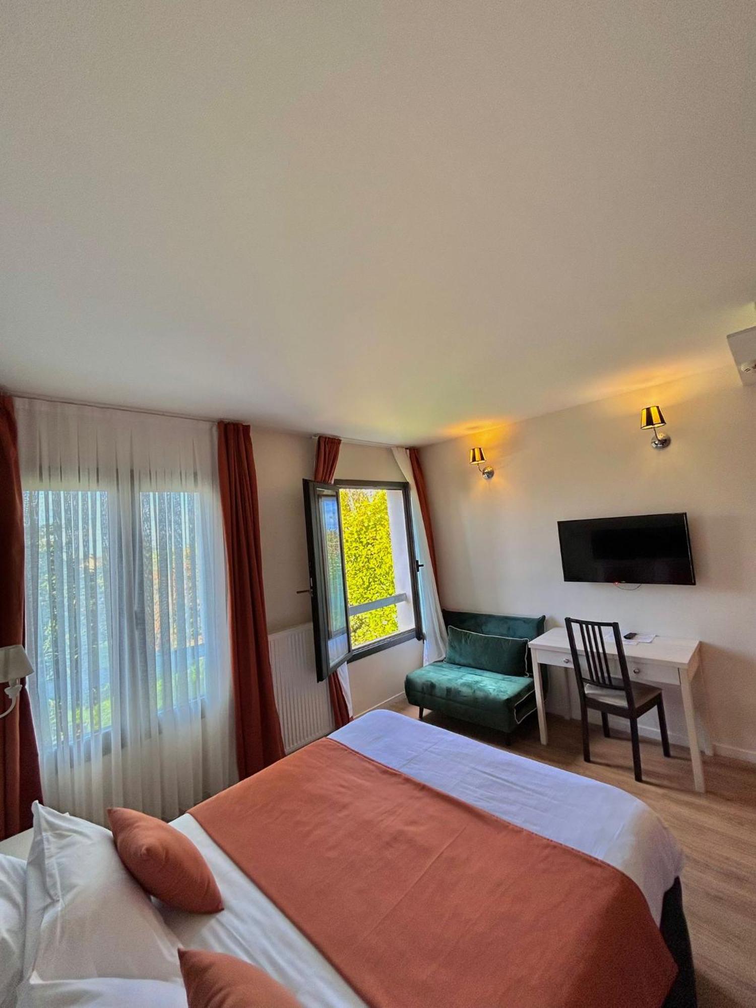 Thoiry Etoile Lodge Esterno foto